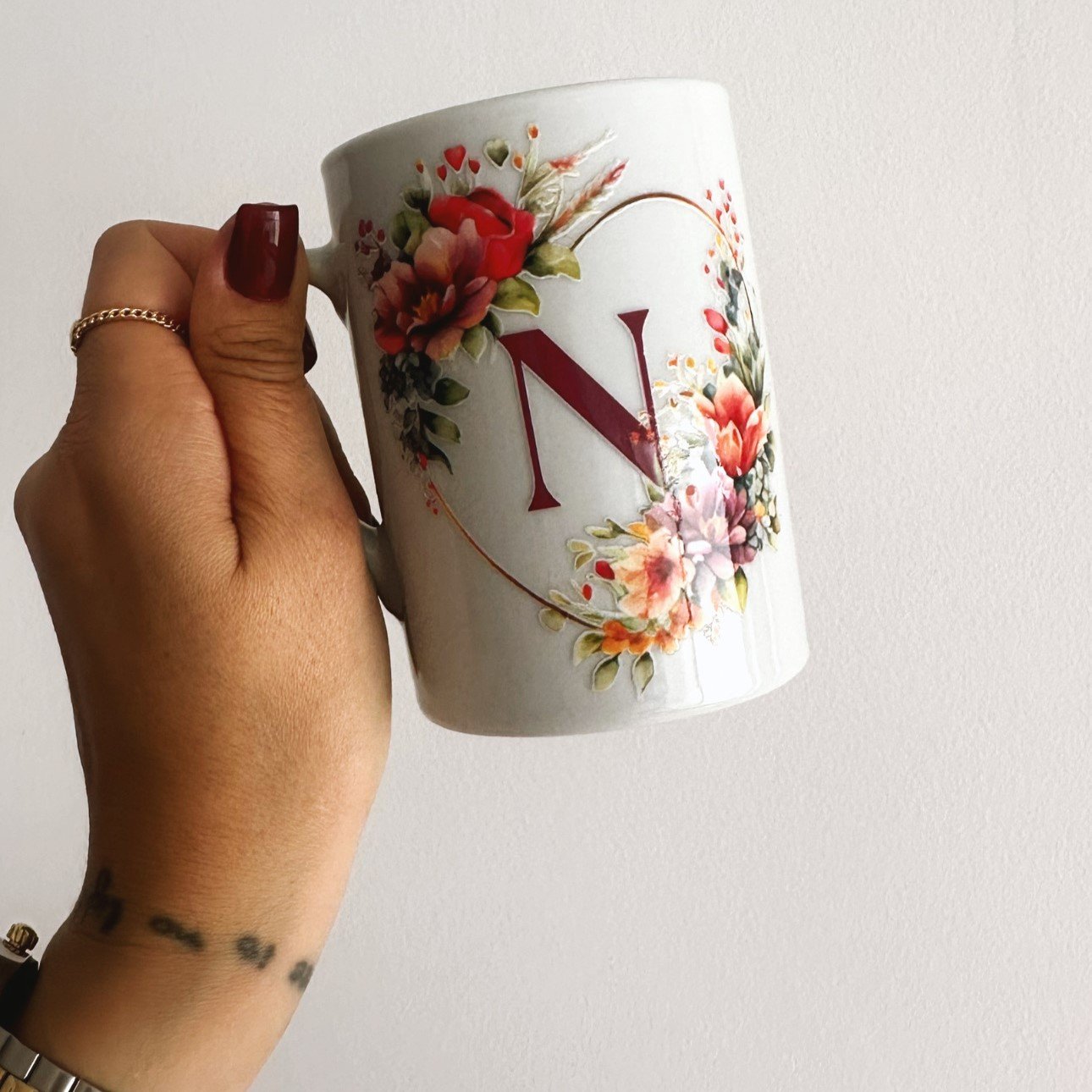 presentes-personalizados-canecas-personalizadas-com-iniciais-nomes